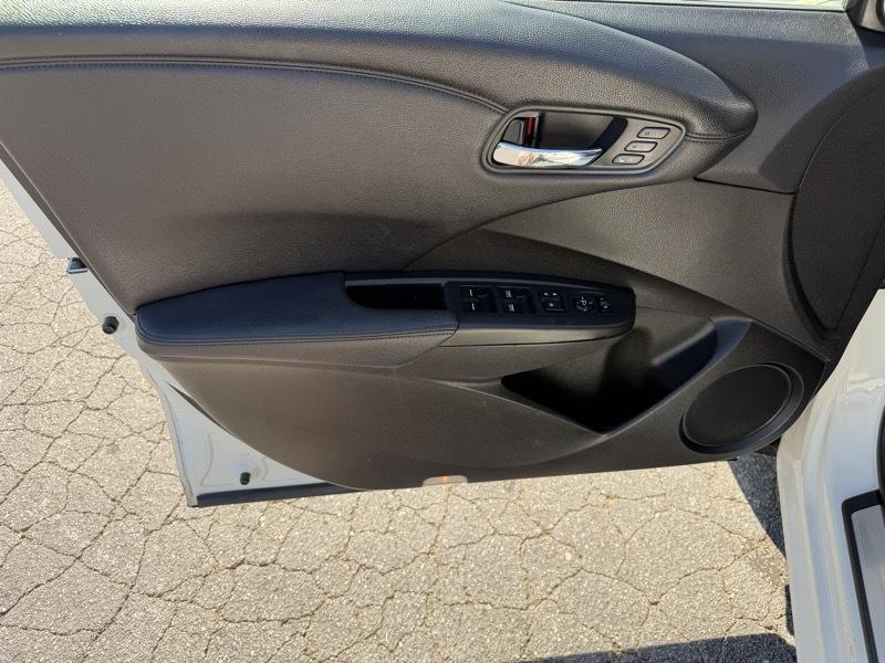 Acura RDX Base 4D SUV FWD 2017