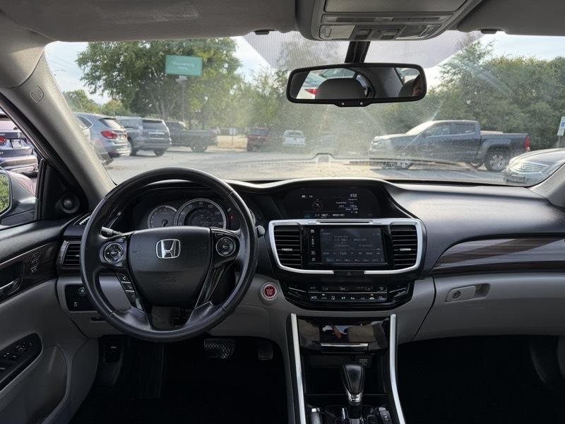 Honda Accord EX-L Sedan V6 6-Spd AT 2017