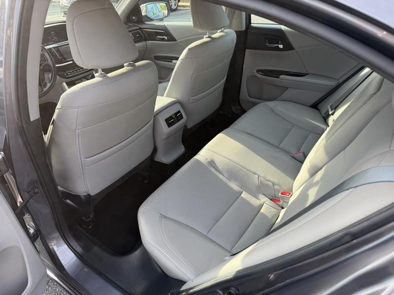 Honda Accord EX-L Sedan V6 6-Spd AT 2017