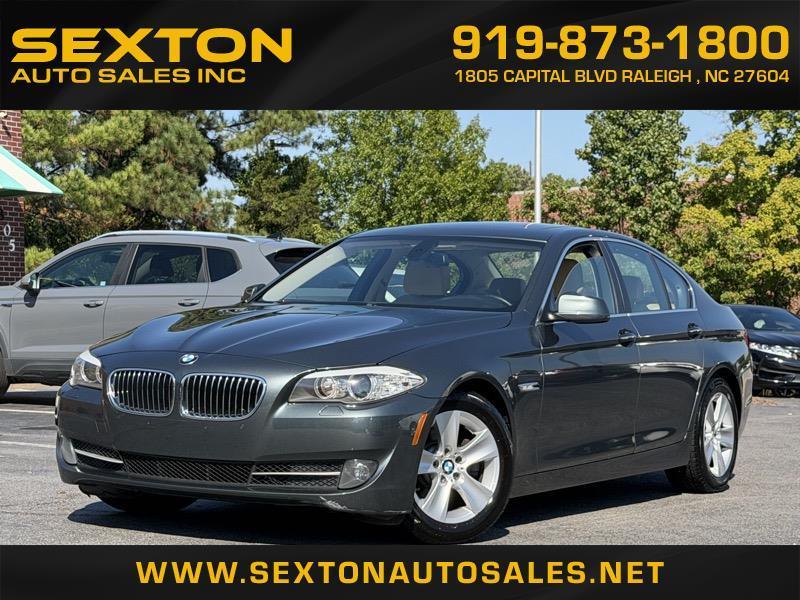 BMW 5-Series 528i 2011