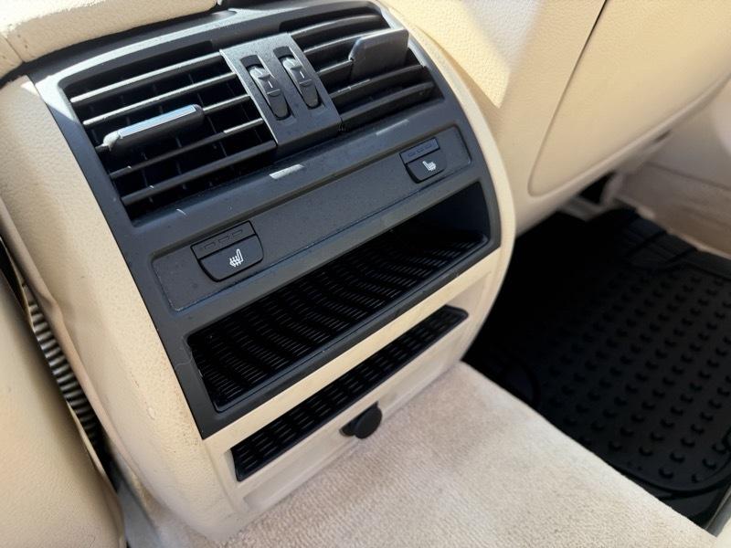 BMW 5-Series 528i 2011
