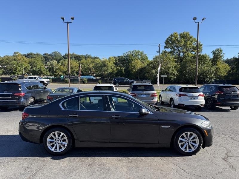 BMW 5-Series 528i xDrive 2014