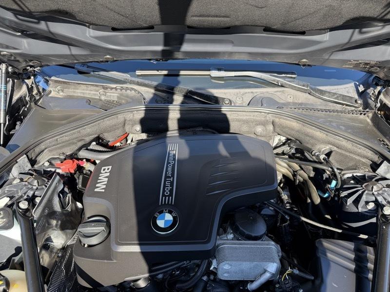 BMW 5-Series 528i xDrive 2014