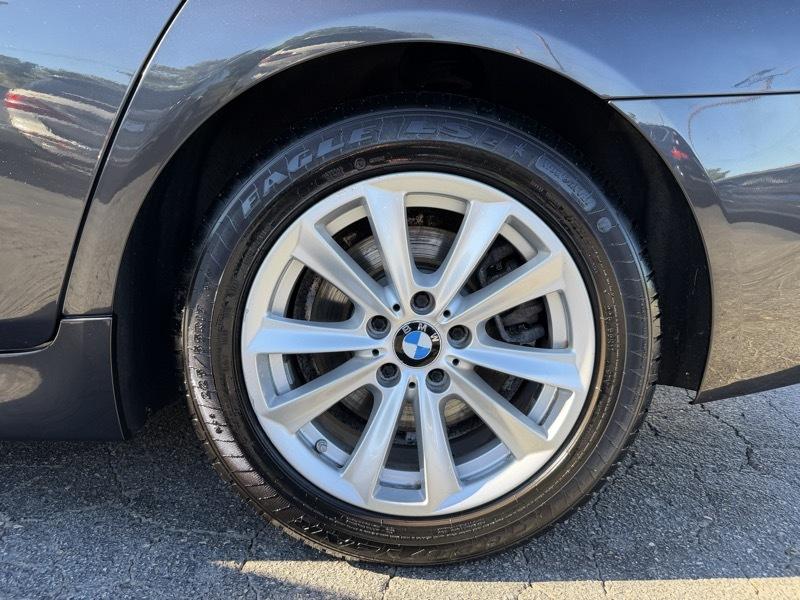 BMW 5-Series 528i xDrive 2014
