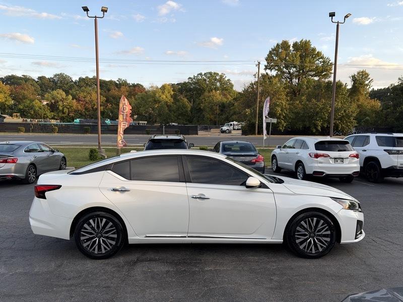 Nissan Altima 2.5 SV 2023