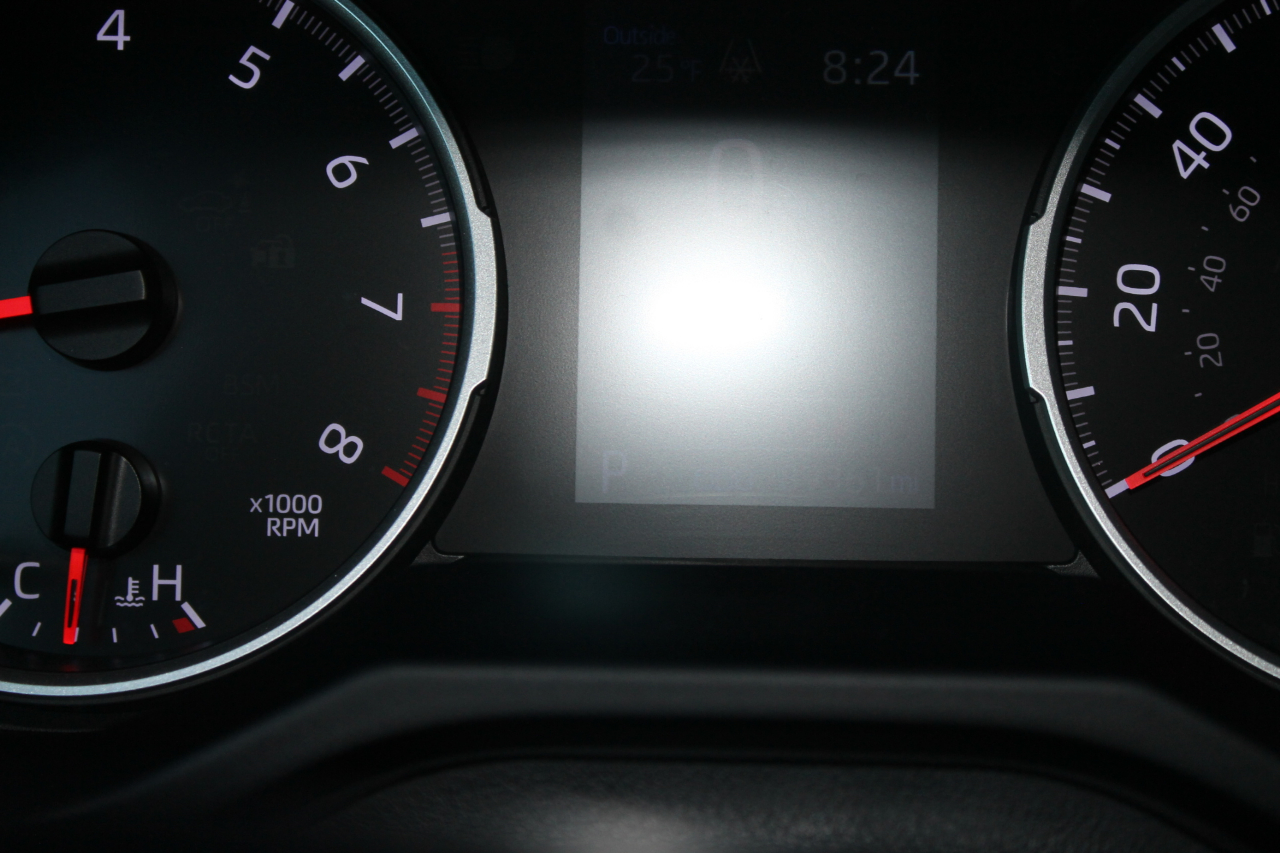 Toyota RAV4 LE AWD 2021