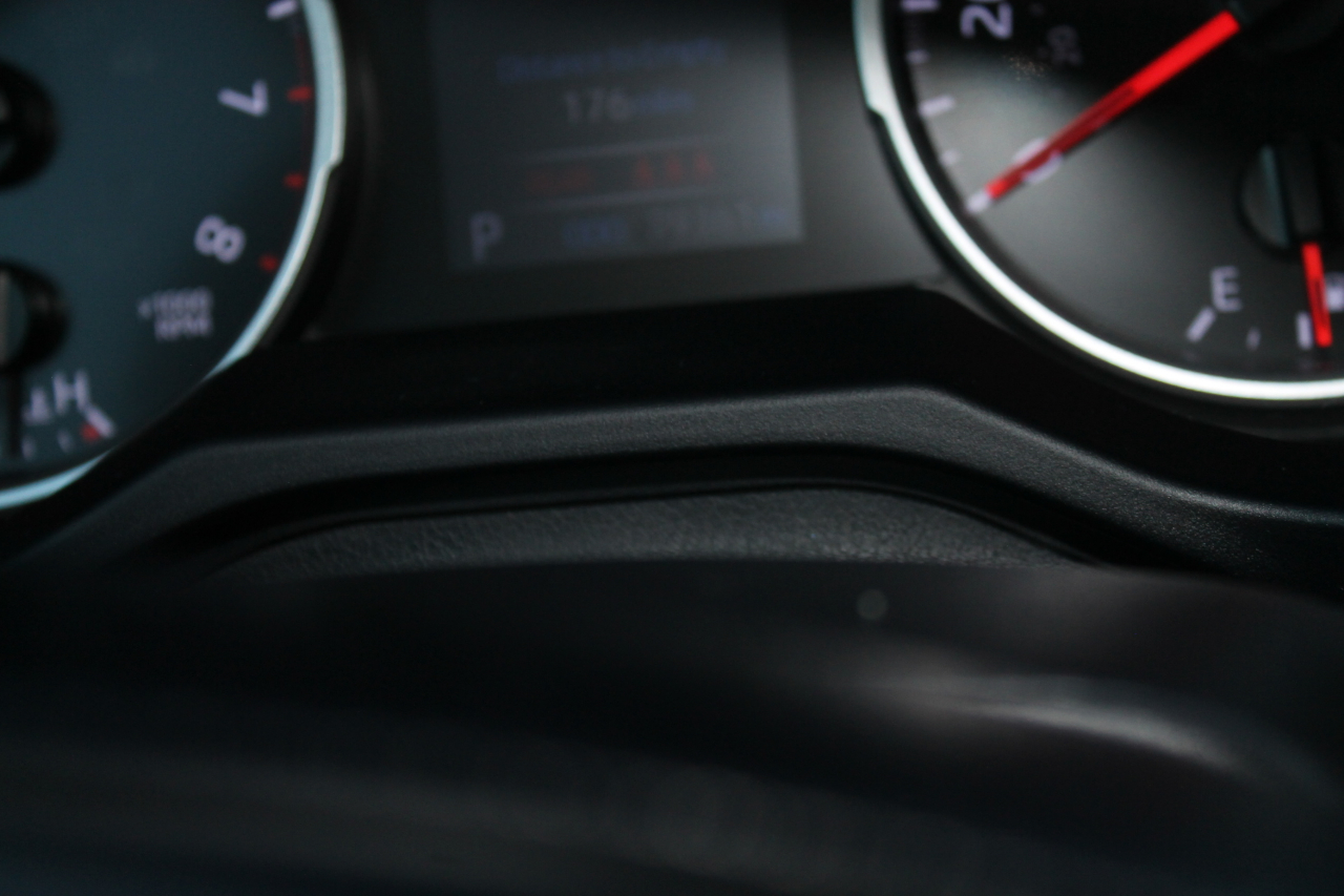 Toyota RAV4 LE AWD 2021