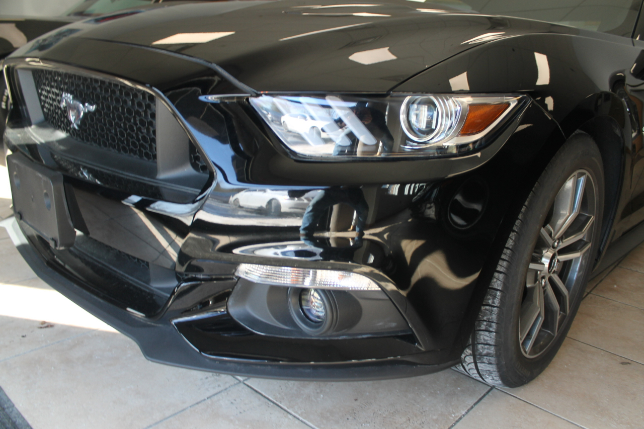 Ford Mustang GT convertible 2017