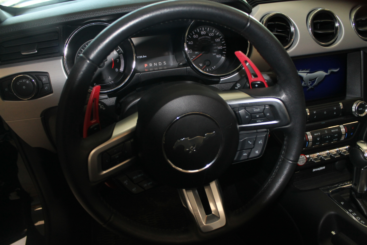 Ford Mustang GT convertible 2017