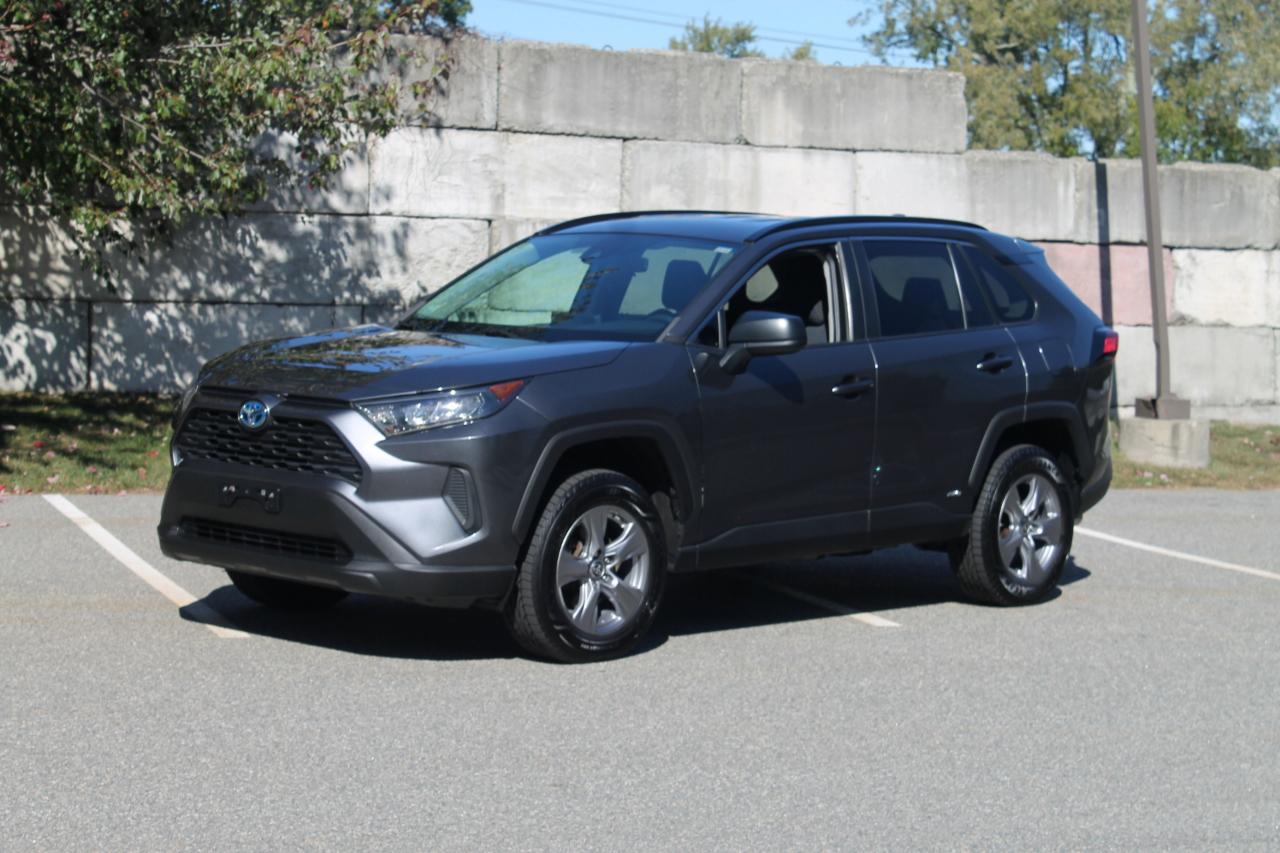 Toyota RAV4 Hybrid LE 2020