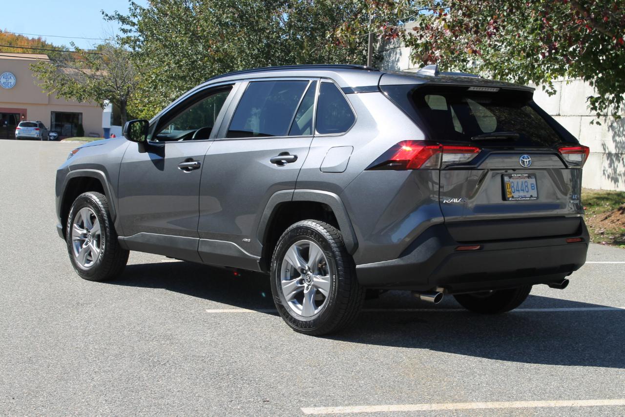 Toyota RAV4 Hybrid LE 2020