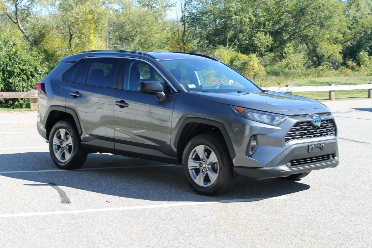 Toyota RAV4 Hybrid LE 2020