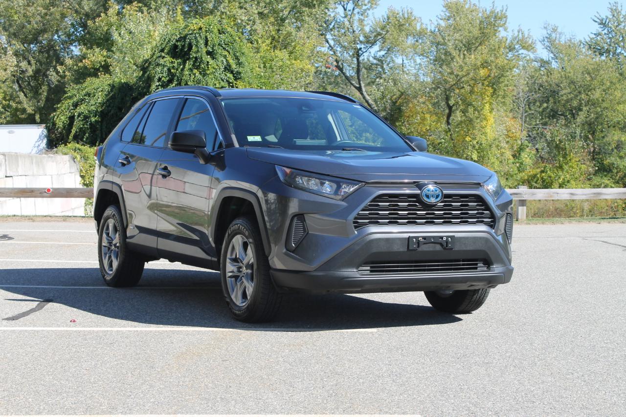 Toyota RAV4 Hybrid LE 2020