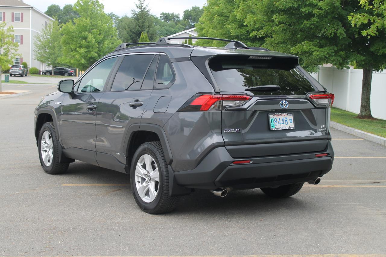 Toyota RAV4 Hybrid LE 2020