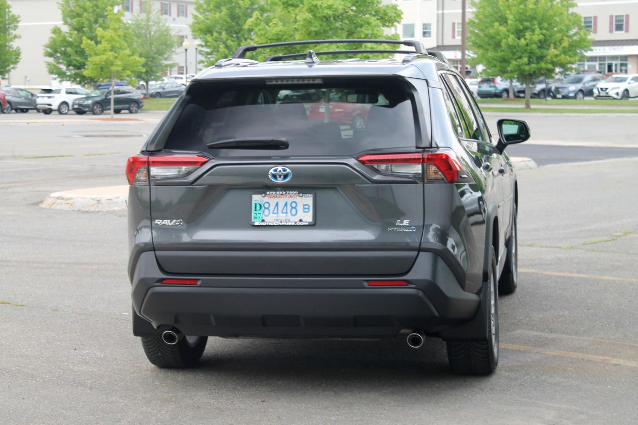 Toyota RAV4 Hybrid LE 2020
