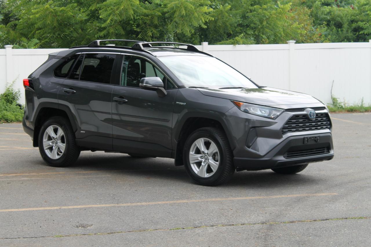 Toyota RAV4 Hybrid LE 2020