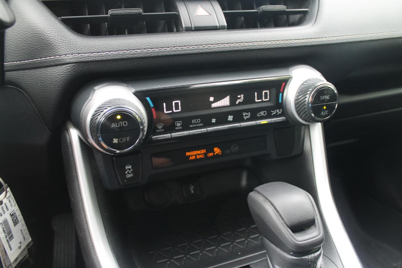 Toyota RAV4 Hybrid LE 2020