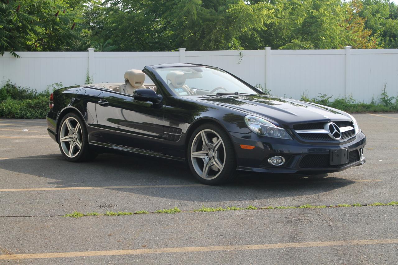Mercedes-Benz SL-Class SL550 2009