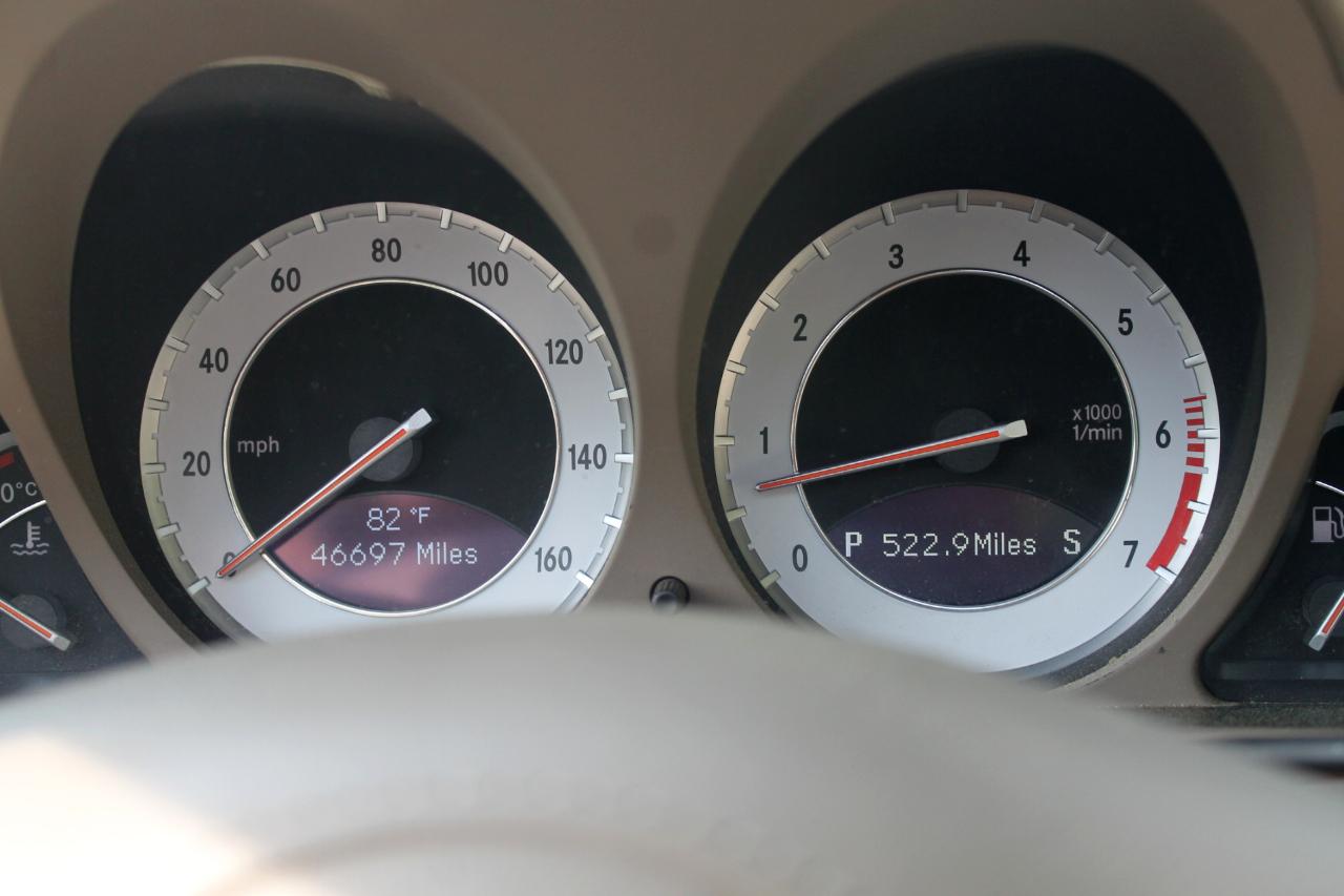 Mercedes-Benz SL-Class SL550 2009