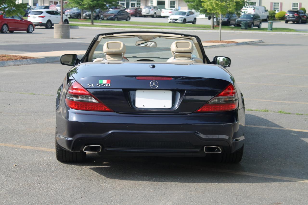 Mercedes-Benz SL-Class SL550 2009