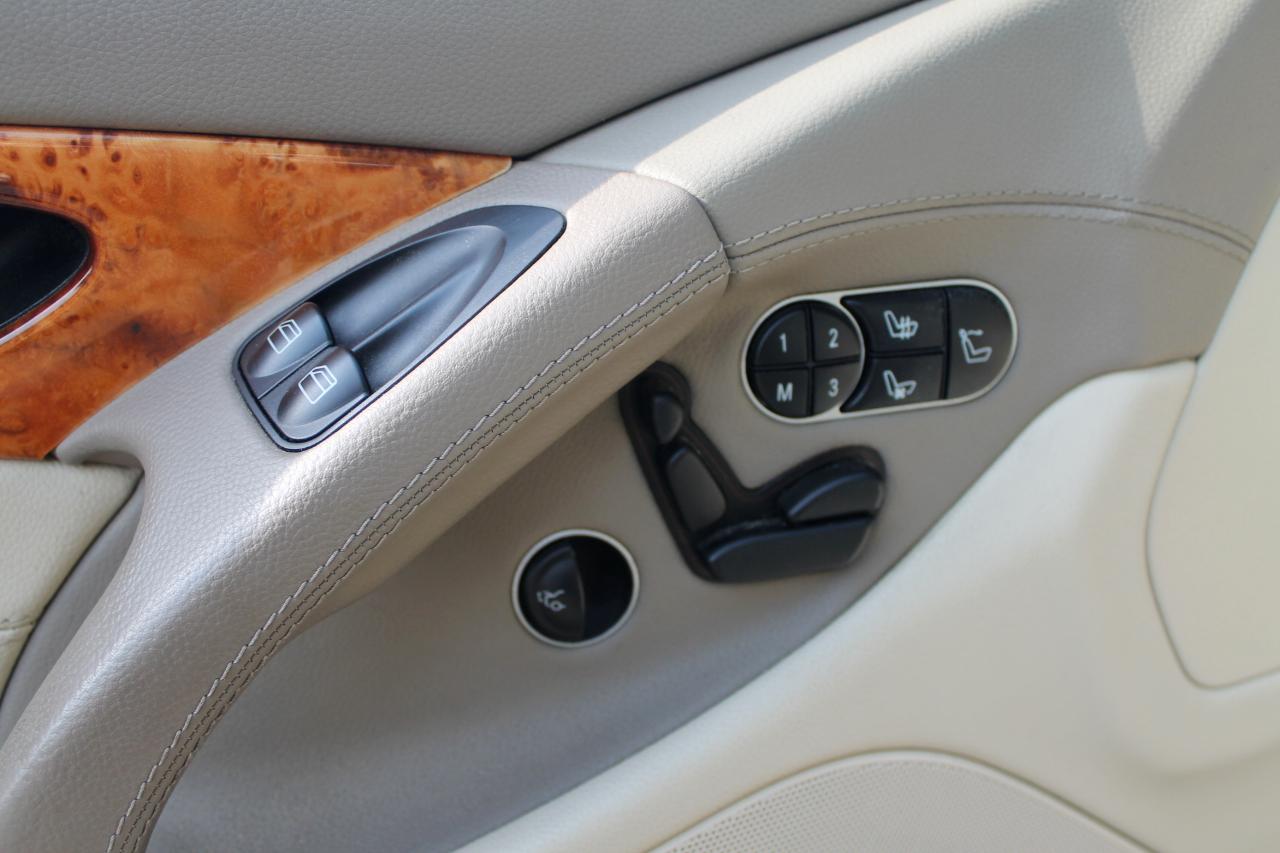 Mercedes-Benz SL-Class SL550 2009