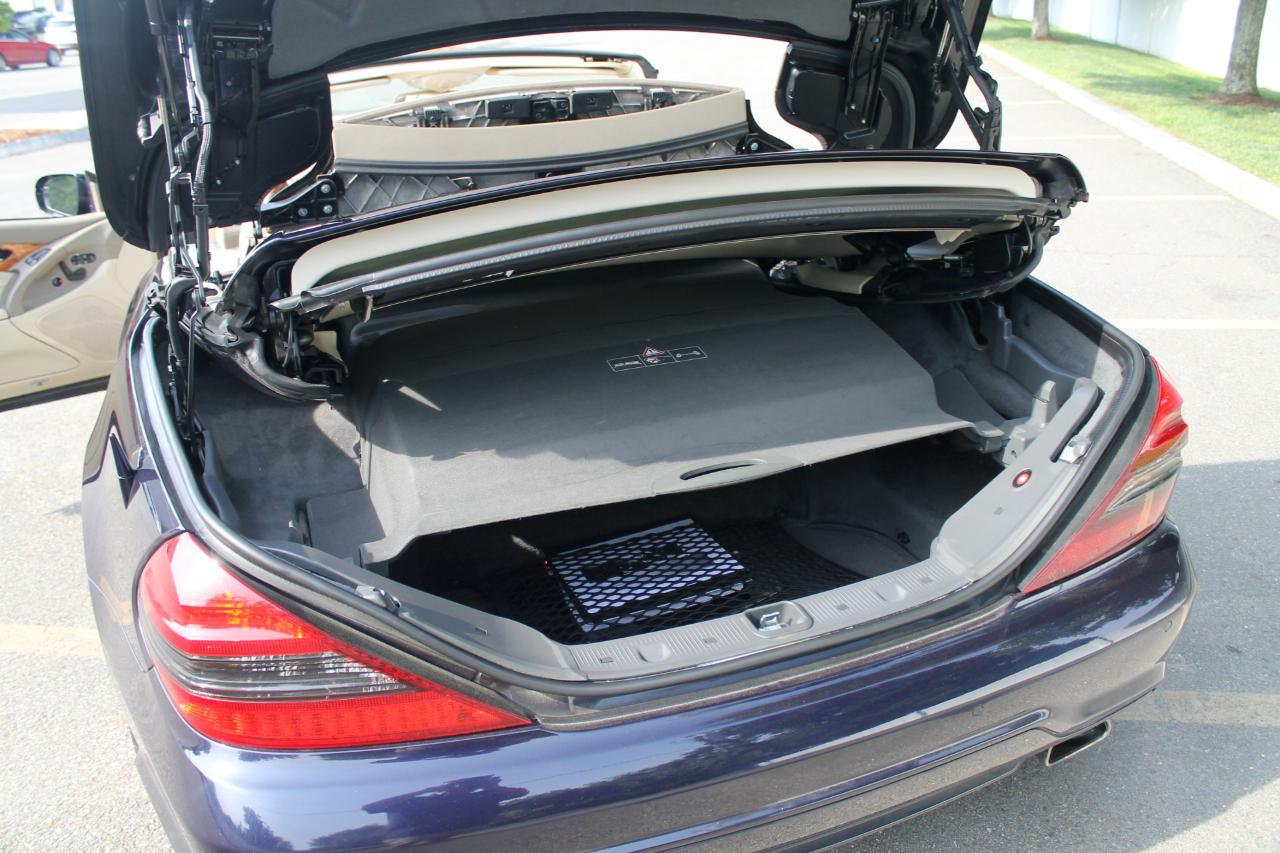 Mercedes-Benz SL-Class SL550 2009