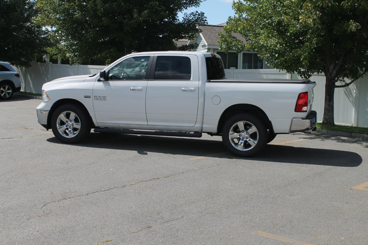 RAM 1500 SLT Crew Cab SWB 4WD 2016