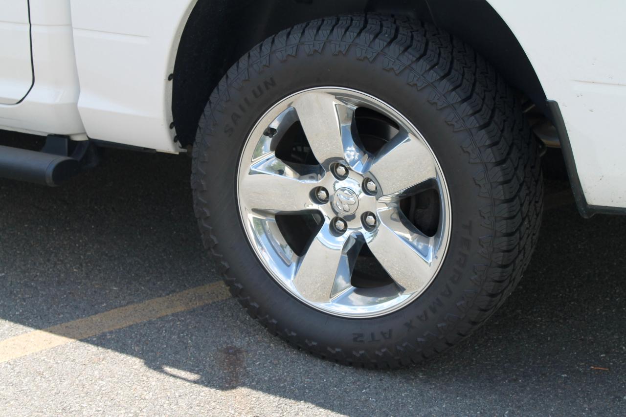 RAM 1500 SLT Crew Cab SWB 4WD 2016