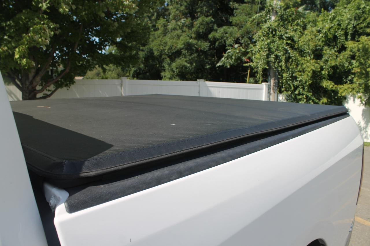 RAM 1500 SLT Crew Cab SWB 4WD 2016