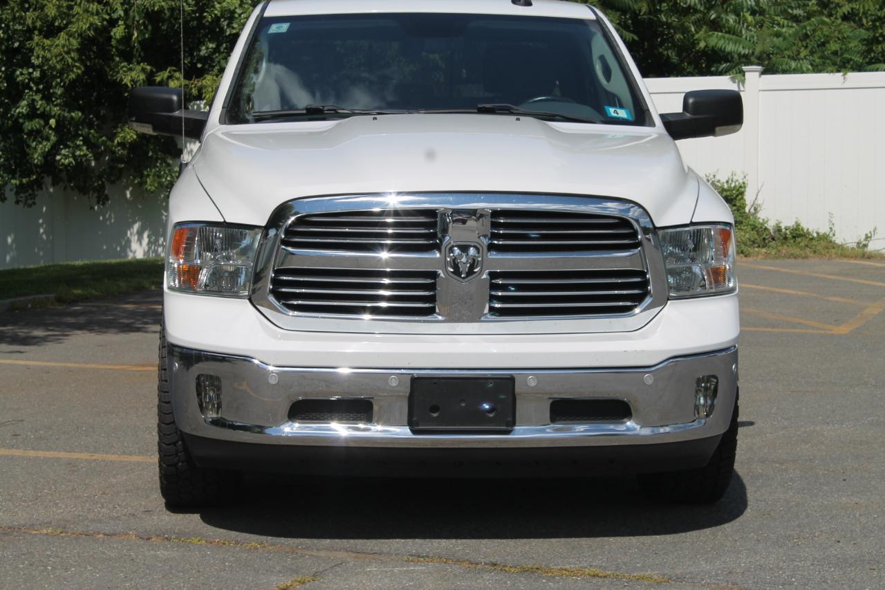 RAM 1500 SLT Crew Cab SWB 4WD 2016