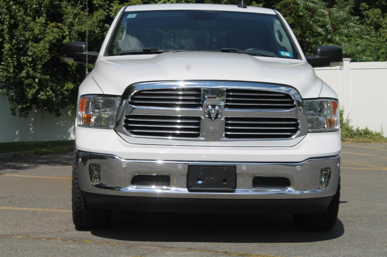 RAM 1500 SLT Crew Cab SWB 4WD 2016