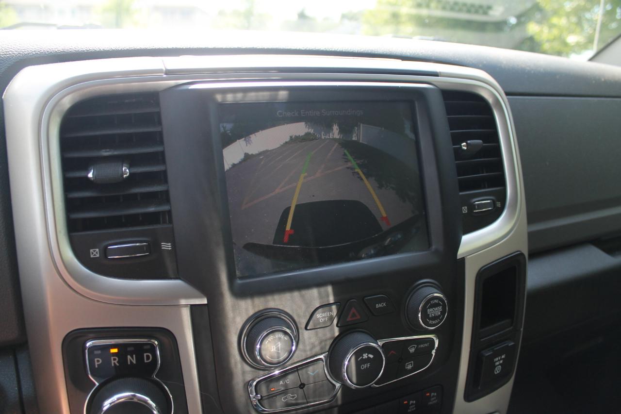 RAM 1500 SLT Crew Cab SWB 4WD 2016