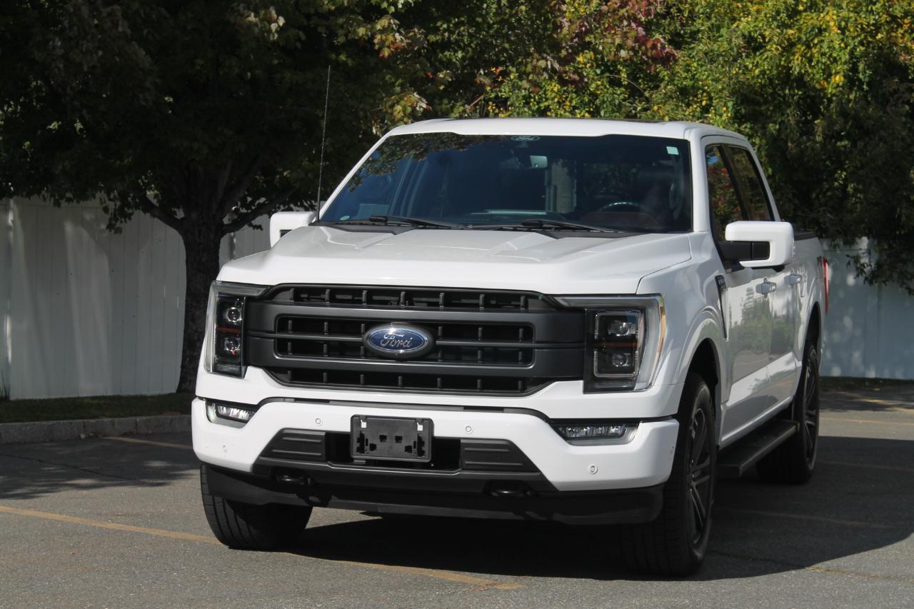 Ford F-150 SuperCrew Crew Cab 139" Lariat 4WD 2022