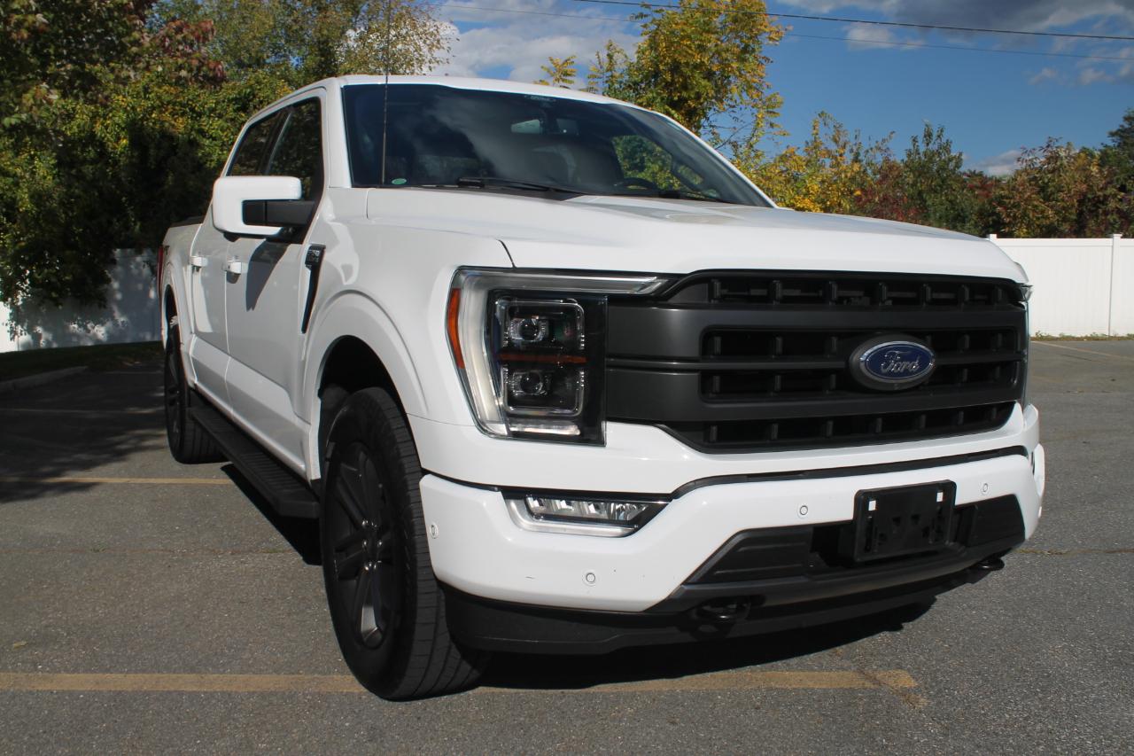 Ford F-150 SuperCrew Crew Cab 139" Lariat 4WD 2022