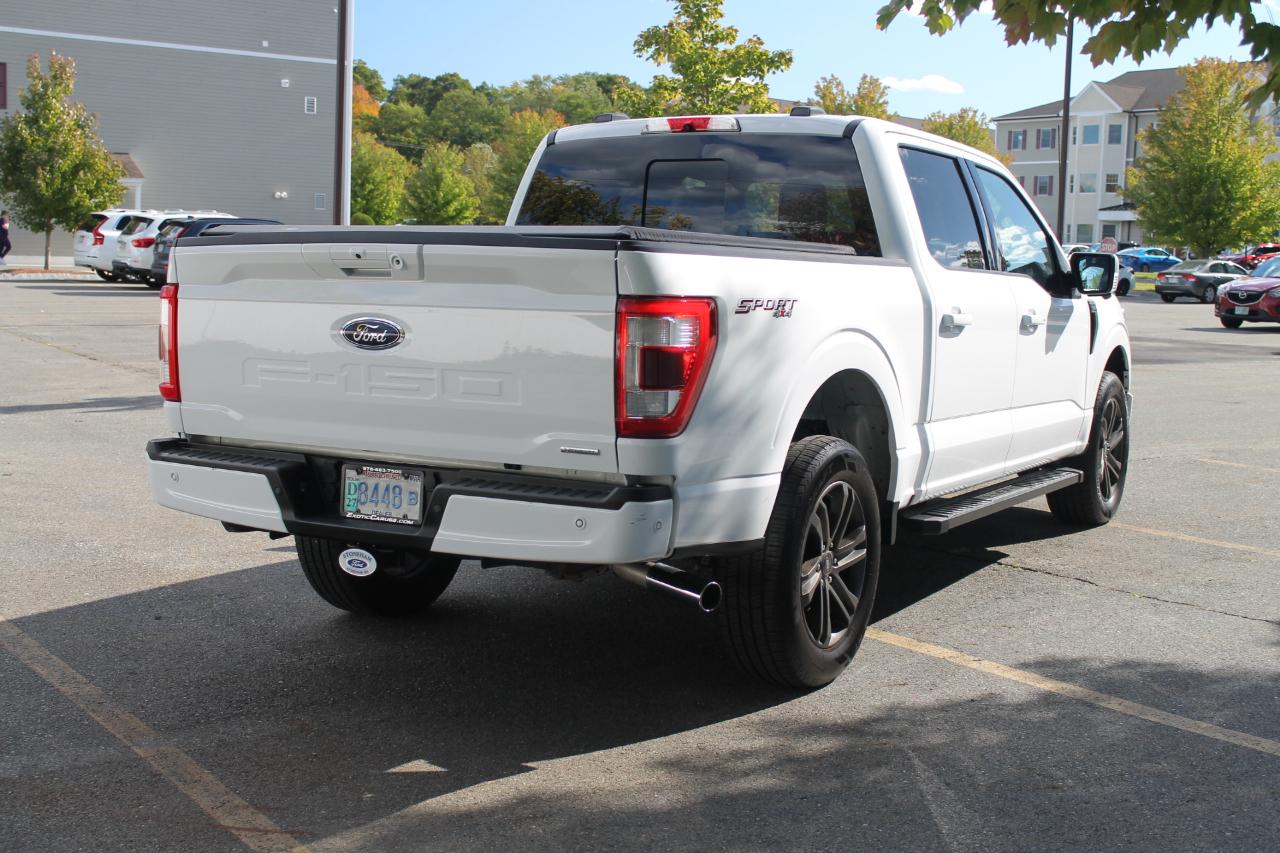 Ford F-150 SuperCrew Crew Cab 139" Lariat 4WD 2022