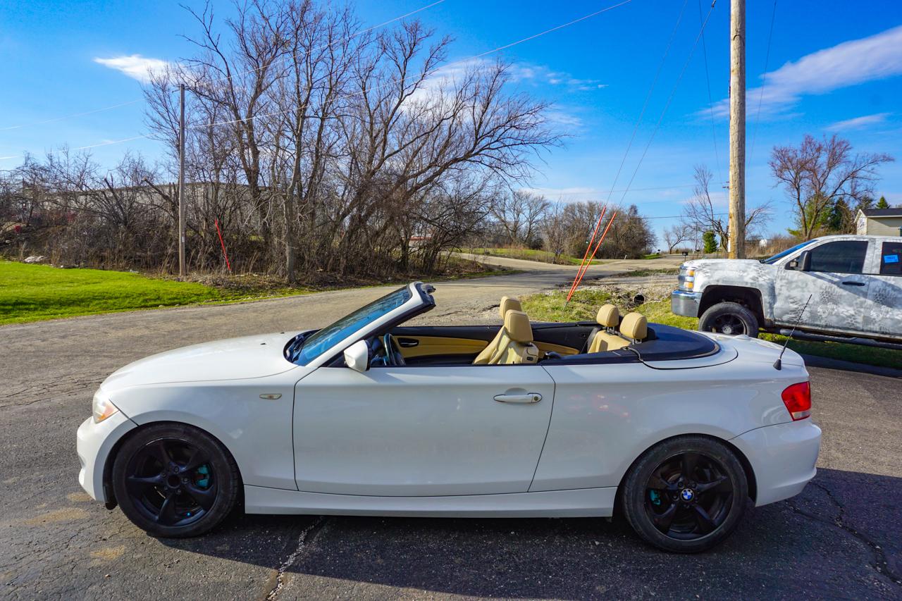 BMW 1 Series 2dr Conv 128i SULEV 2012