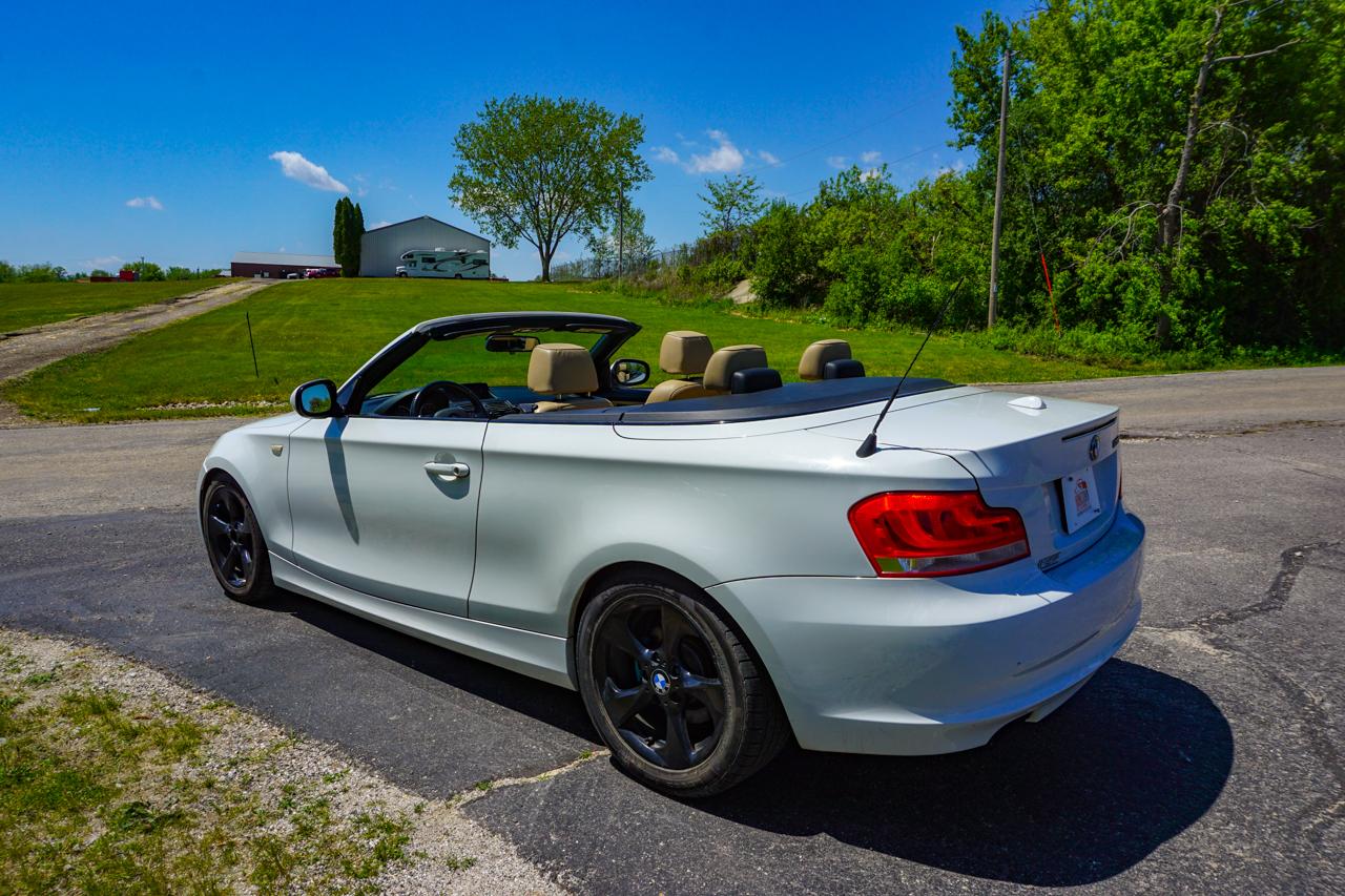 BMW 1 Series 2dr Conv 128i SULEV 2012