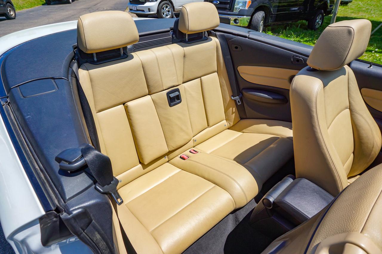BMW 1 Series 2dr Conv 128i SULEV 2012