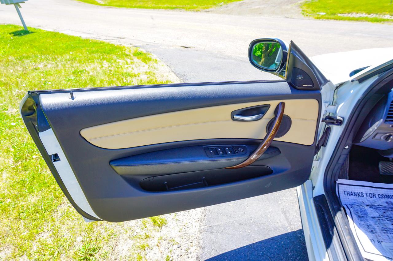 BMW 1 Series 2dr Conv 128i SULEV 2012