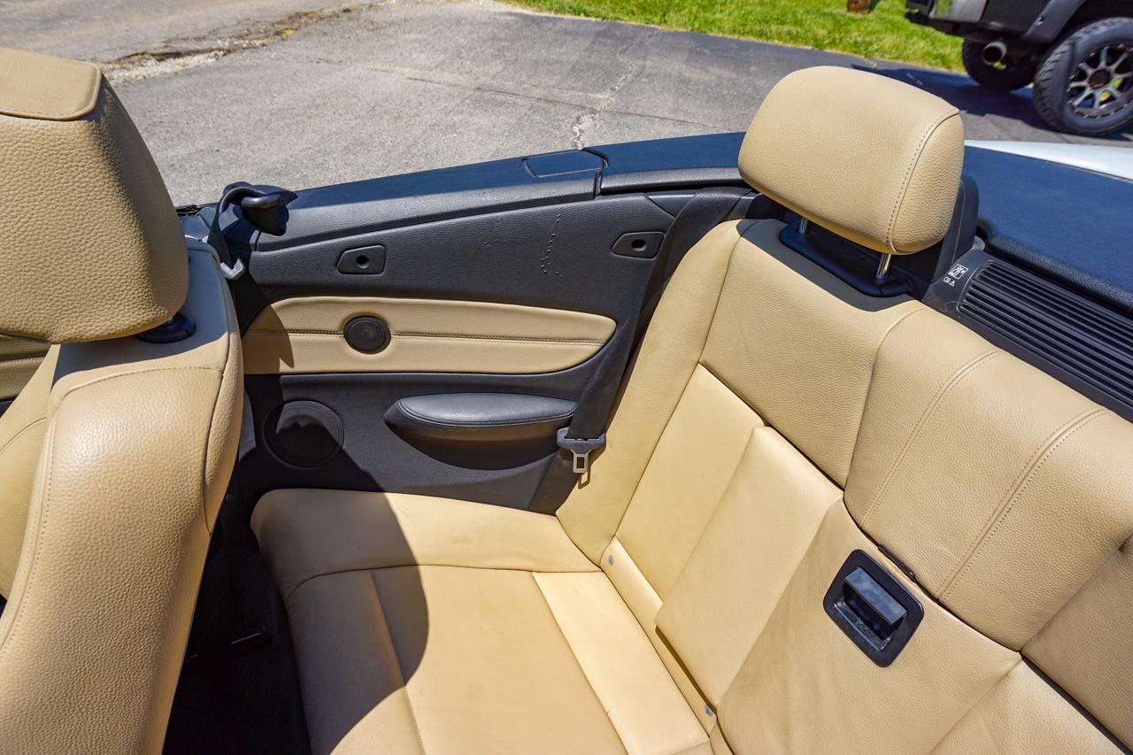 BMW 1 Series 2dr Conv 128i SULEV 2012