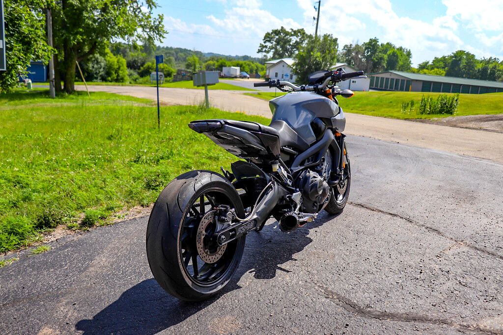 Yamaha FZ-09  2015 Yamaha FZ-09  2015