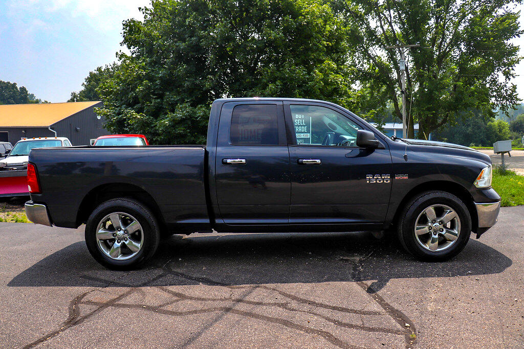 2014 Ram 1500 Big Horn photo 2
