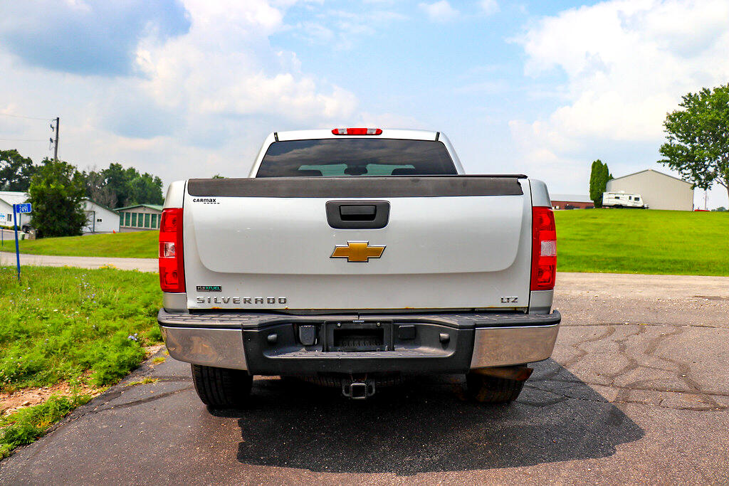 2011 Chevrolet Silverado 1500 LTZ photo 4