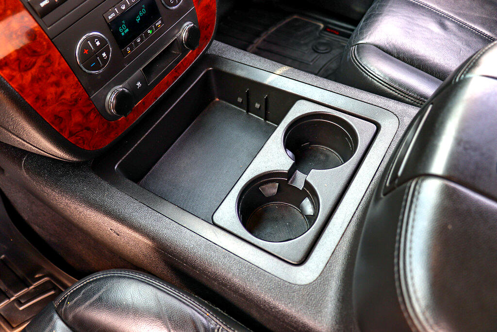 Chevrolet Silverado 1500 4WD Crew Cab 143.5" LTZ 2011 Chevrolet Silverado 1500 4WD Crew Cab 143.5" LTZ 2011