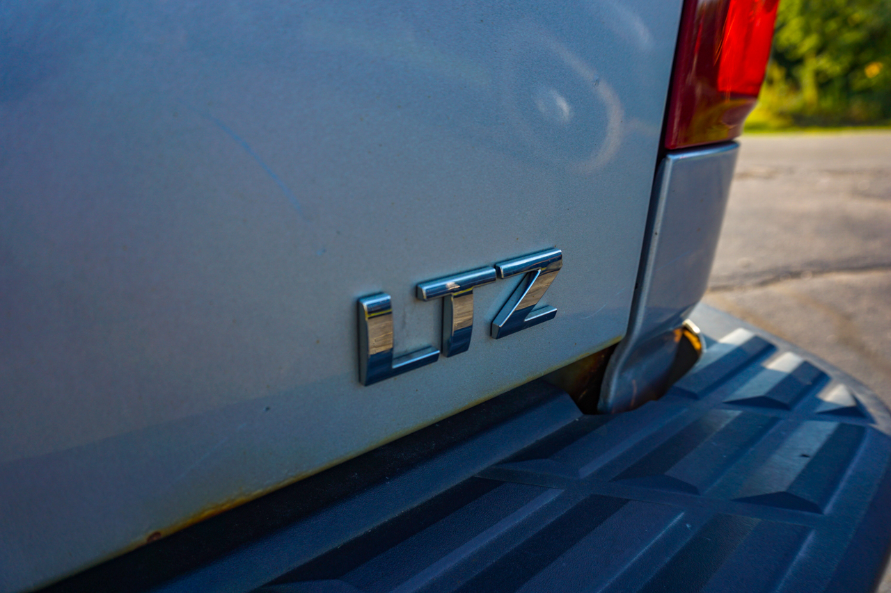 Chevrolet Silverado 1500 4WD Crew Cab 143.5" LTZ 2011 Chevrolet Silverado 1500 4WD Crew Cab 143.5" LTZ 2011