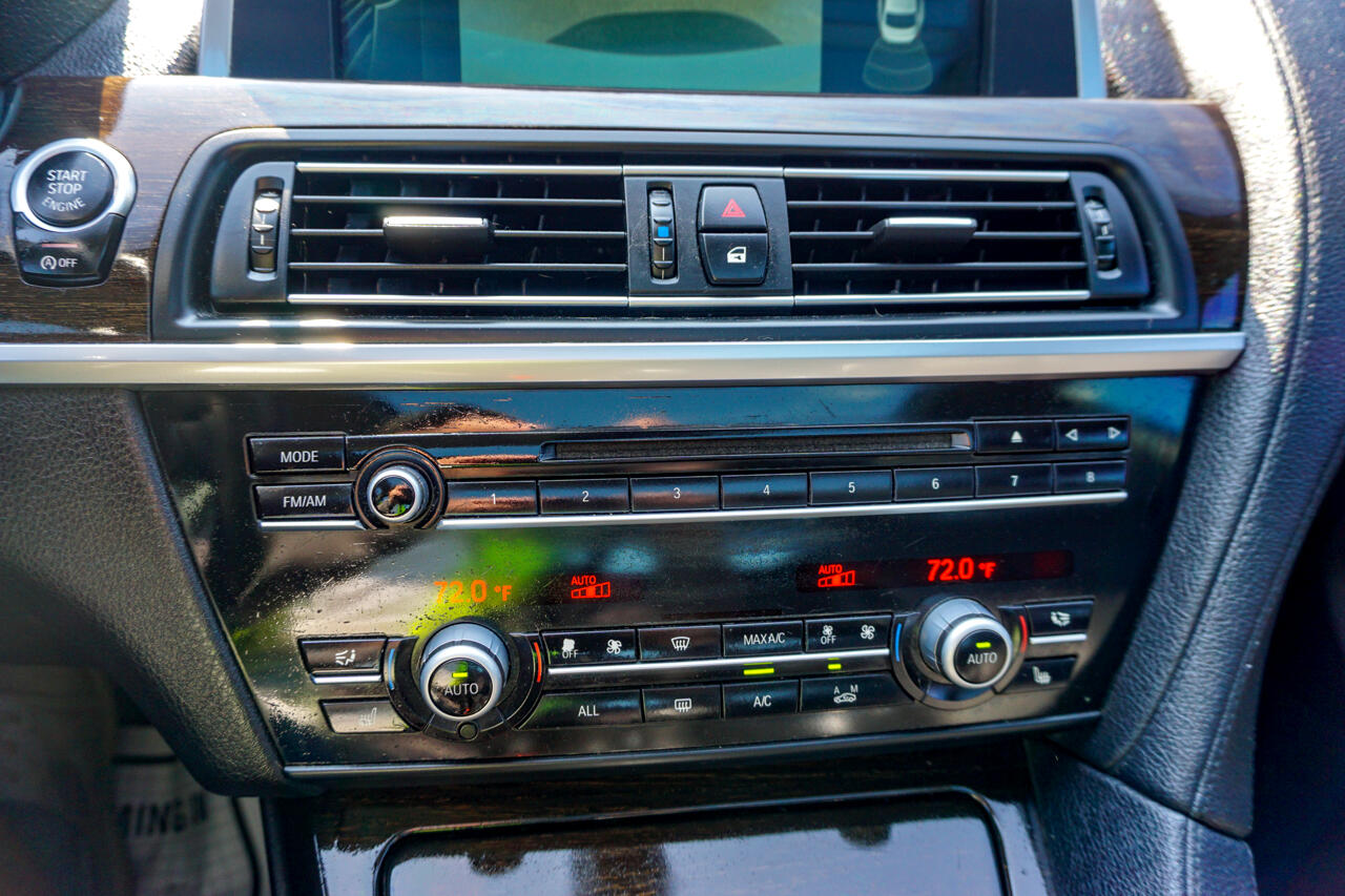 BMW 6 Series 4dr Sdn 640i xDrive AWD Gran Coupe 2014 BMW 6 Series 4dr Sdn 640i xDrive AWD Gran Coupe 2014