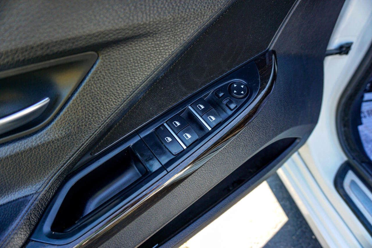 BMW 6 Series 4dr Sdn 640i xDrive AWD Gran Coupe 2014 BMW 6 Series 4dr Sdn 640i xDrive AWD Gran Coupe 2014