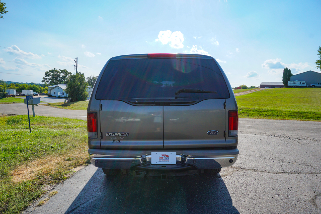 Ford Excursion 137" WB 6.0L Limited 4WD 2005 Ford Excursion 137" WB 6.0L Limited 4WD 2005