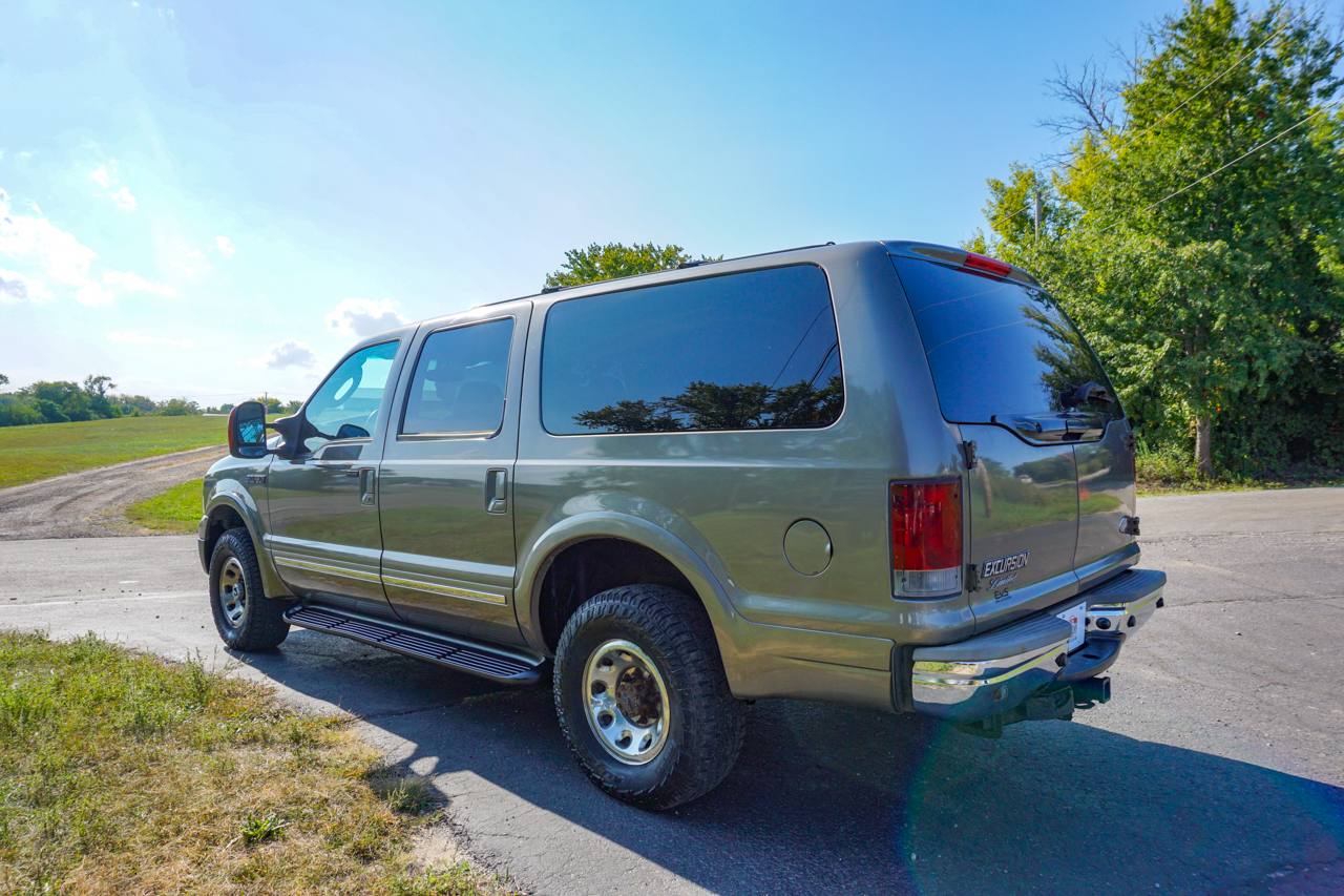 Ford Excursion 137" WB 6.0L Limited 4WD 2005 Ford Excursion 137" WB 6.0L Limited 4WD 2005