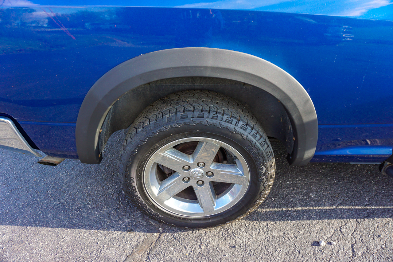 Dodge Ram 1500 4WD Quad Cab 140.5" SLT 2010 Dodge Ram 1500 4WD Quad Cab 140.5" SLT 2010